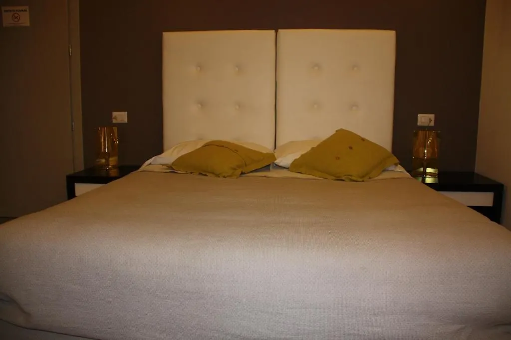 Affittacamere Bcomfort Hotel Cagliari