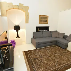Izzhome Light Appartamento